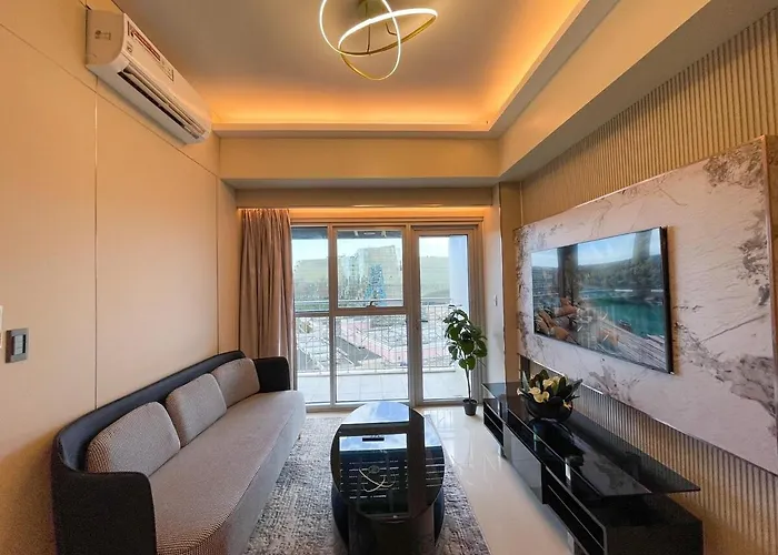 Luxury 1br Across Okada, Solaire アパート