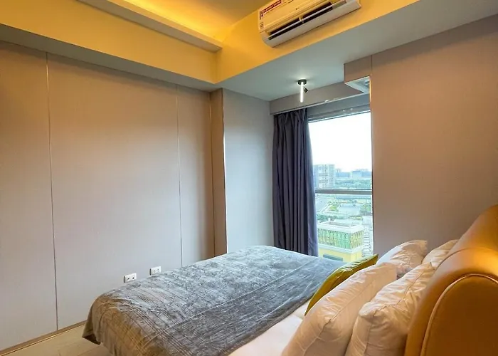 Luxury 1br Across Okada, Solaire アパート *