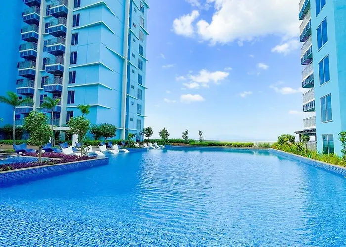 Luxury 1br Across Okada, Solaire アパート マニラ市